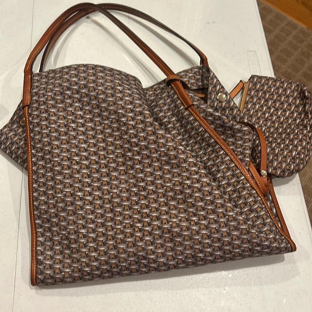 J Mcglaughlin tore! Great colors for fall